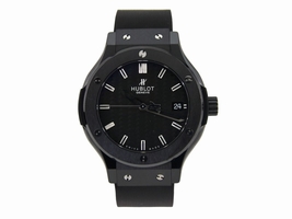 Hublot Classic Fusion Black Magic with Rubber Strap 33mm Hublot