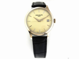 Patek Philippe Calatrava 5227G 39mm Wrist  Patek Philippe