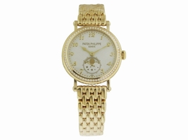 Patek Philippe 7121-1J-001 18K Yellow Gold Manual 33mm Womens Patek Philippe