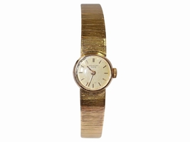 Patek Phillippe 18K Yellow Gold Beige Dial Quartz Womens Patek Philippe