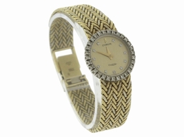 Corum 18K Yellow Gold Quartz Vintage 21mm Womens
