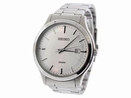 Seiko SUR047 Stainless Steel Quartz 42mm Mens Seiko