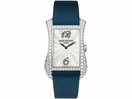 Patek Philippe Serata 4972G 18K White Gold with Diamond 27.4mm Womens Patek Phillipe