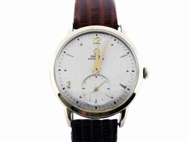 Omega 14K Yellow Gold Automatic 34mm Unisex Vintage Omega