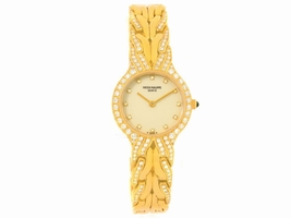 Patek Philippe La Flamme 4816 18K Yellow Gold Diamond 23mm Womens Patek Philippe