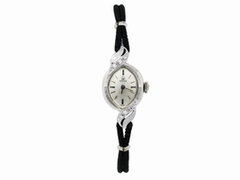 Omega 14K White Gold 0.18ct. Diamond 15.89mm Womens Omega